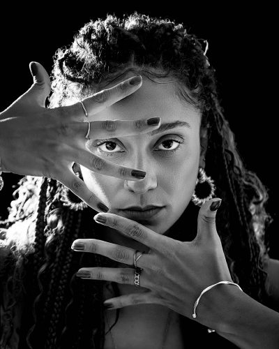 LOYANE-POR-DANIEL-MARINS-21-edit-5x4-SRGB-PB-1500px